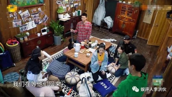 Truong Ba Chi lo ban chat luoi bieng va o ban khien dong nghiep ai ngai-Hinh-3