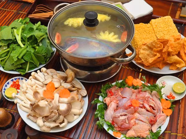 Đại kỵ ăn lẩu vào ngày lạnh gây nguy hại cho sức khỏe Dai ky an lau vao ngay lanh gay nguy hai cho suc khoe