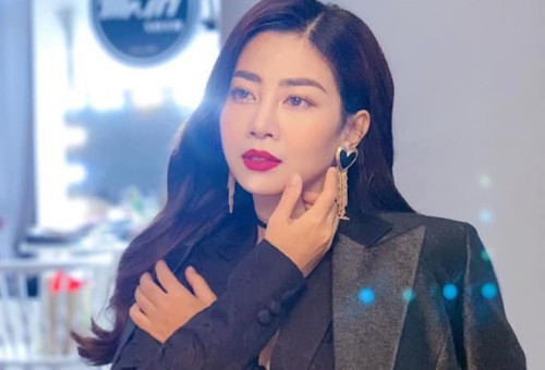 Mai Phuong bat ngo vao vien cap cuu giua dem khien dan tinh lo lang