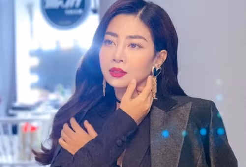 Mai Phuong bat ngo vao vien cap cuu giua dem khien dan tinh lo lang