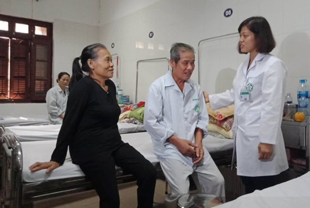 Nua dem bat day nau com, thap huong, benh la nhung de gap