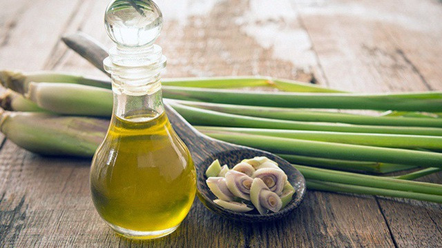 Mua bo sa 5 nghin dat vao nha ve sinh 