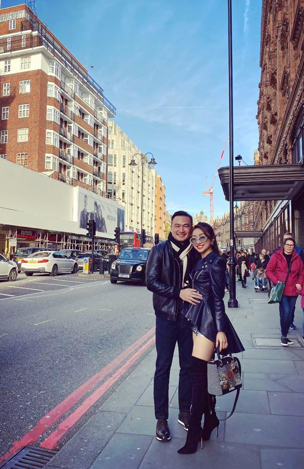 Nam diễn viên tìm được hạnh phúc sau cuộc hôn nhân đổ vỡ lần hai với Hồng Loan. Anh nhận được sự chúc phúc của đông đảo đồng nghiệp, người hâm mộ. Đa số nhận xét Chi Bảo vào bạn gái cách biệt 16 tuổi song cả hai vẫn đẹp đôi, cân xứng.