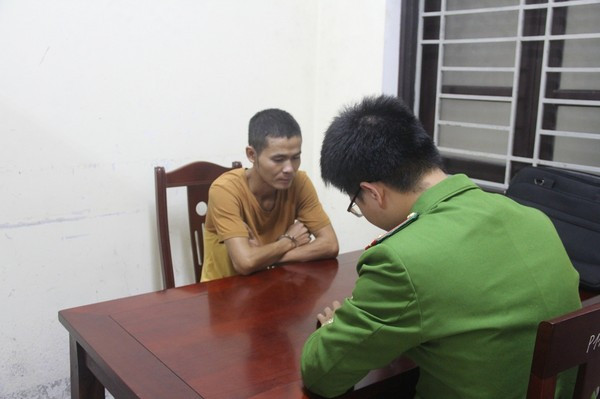 Nam thanh nien trom dua hanh hung bao ve bi bat sau 12 nam tron na