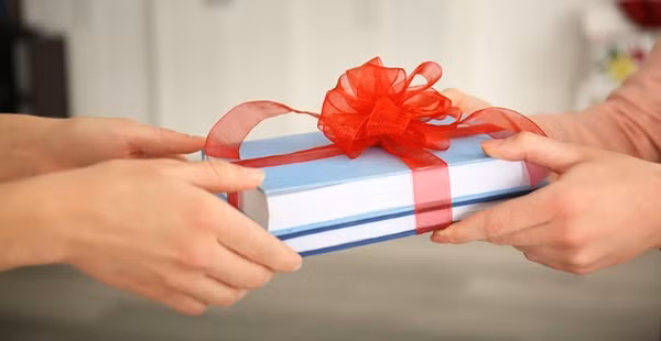 6 mon do dai ky lam qua tang keo den xui het kiep