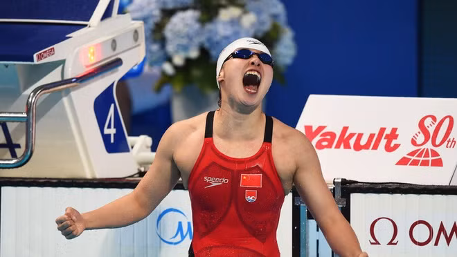 Nữ vận động viên làm thế nào khi ngày thi đấu gặp 'đèn đỏ'? Nu van dong vien lam the nao khi ngay thi dau gap 'den do'?