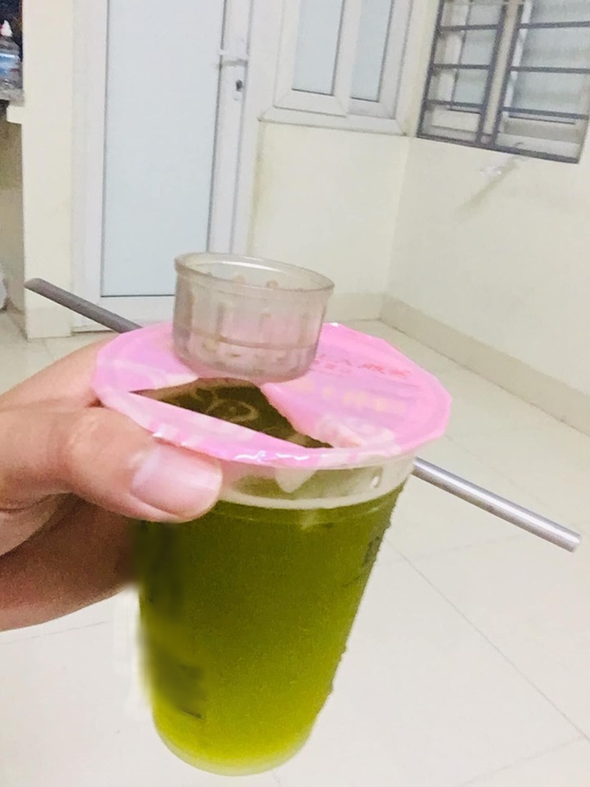 Hut do coc tra sua, thanh nien ta hoa khi thay thu ki la ben trong-Hinh-2