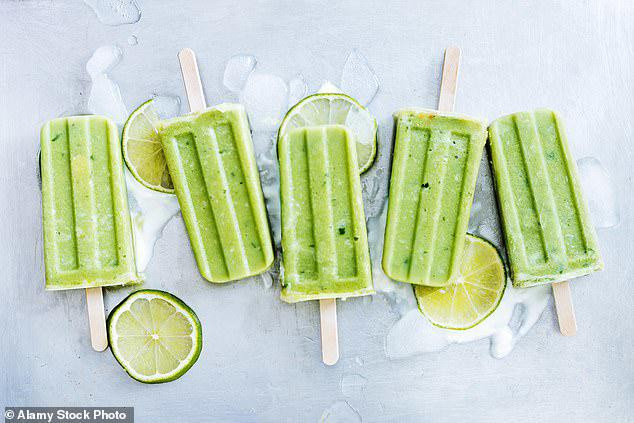 Nguyen nhan bat ngo be bong khap mieng sau khi an kem chanh