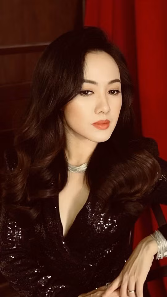 Hình ảnh mới nhất của BTV Hoài Anh.