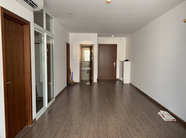 Kieng mua dat thang co hon, nu MC hoi han mat tien ty