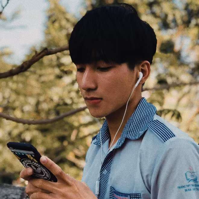 10X boi roi vi co goc nghieng qua giong Son Tung M-TP