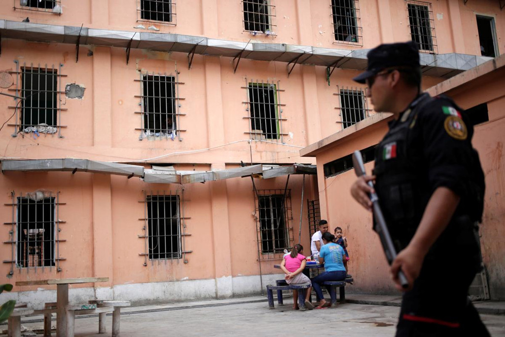 Topo Chico không phải là nhà tù đầu tiên tại Mexico được "tái sinh" thành một công trình công cộng. Nhà tù Lecumberri tại Mexico City, hoạt động từ năm 1900-1976, đã được cải tạo và chuyển đổi thành Kho lưu trữ Quốc gia. Ảnh: Reuters