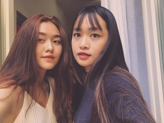 Trên trang cá nhân hơn 40.000 follower, Tường San thường khoe ảnh chụp chung với chị gái. Khả Hân được khen ngợi có nhan sắc cuốn hút không kém em gái á hậu.