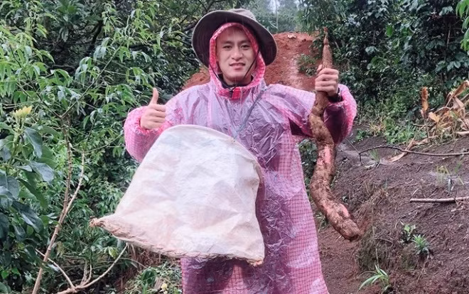 Khong duoc len tuyen Viet Nam, Huy Toan ve que lam nong dan