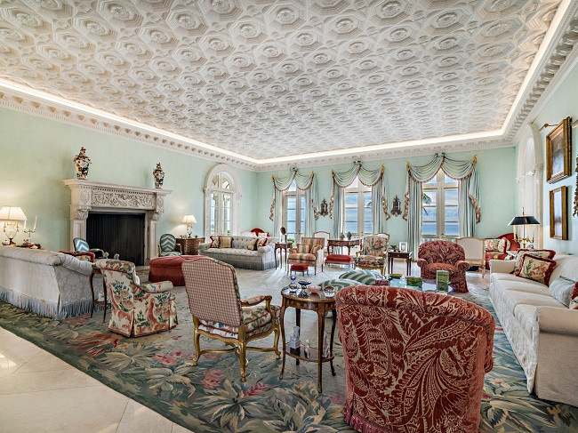 Ngôi nhà có diện tích không gian sinh sống khoảng 1.896m vuông.