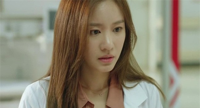 Khoc ngat khi biet su that ve than the cua dua em ut ben nha chong