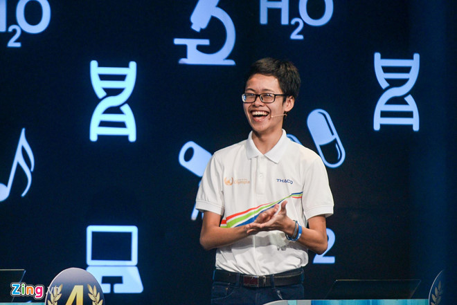 Thi sinh Olympia tra loi 'cuc gat' khi bi hoi ve thanh tich hoc tap