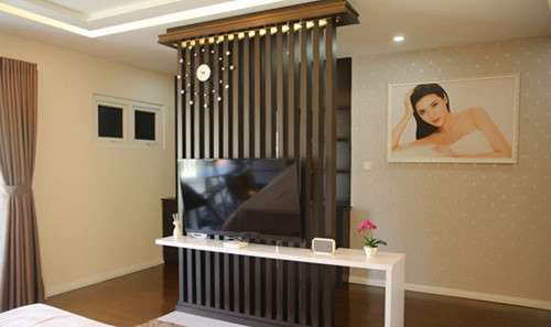 Từ phòng khách tới phòng ngủ đều mang dấu ấn riêng của nữ diễn viên.