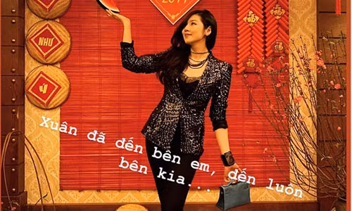 A hau Tu Anh treu dua chong khi hat ca khuc cua Van Mai Huong