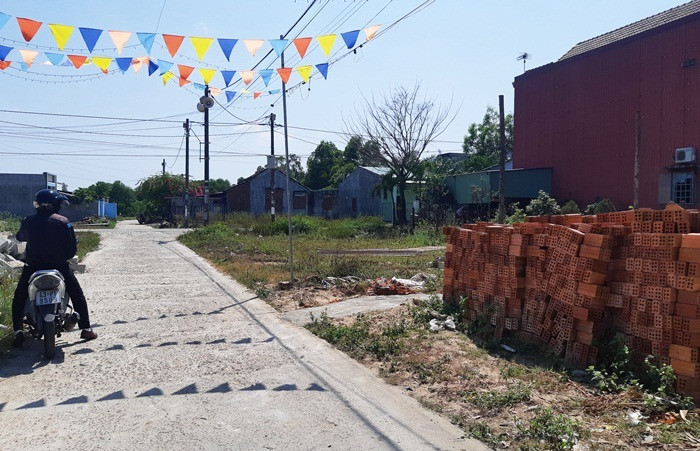 Đất thổ cư Cổ An (phường Điện Nam Đông, TX Điện Bàn) tăng giá cả chục lần so với 3 năm trước.