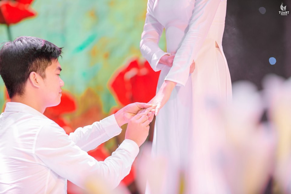 Chang trai Hoa Binh bat chap canh bao, yeu tha thiet co gai bi tan mau-Hinh-2