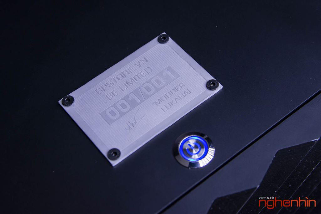 Tổng giá trị của bộ máy tính này ước tính ở mức 90 triệu đồng.