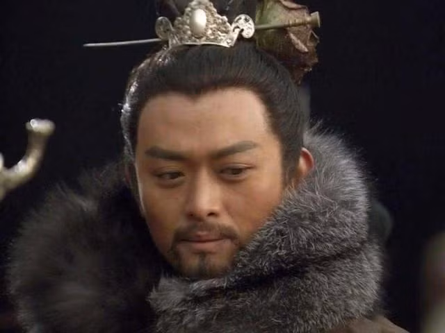 4 nhan vat giau co nhat truoc khi tro thanh dau linh Luong Son Bac-Hinh-2