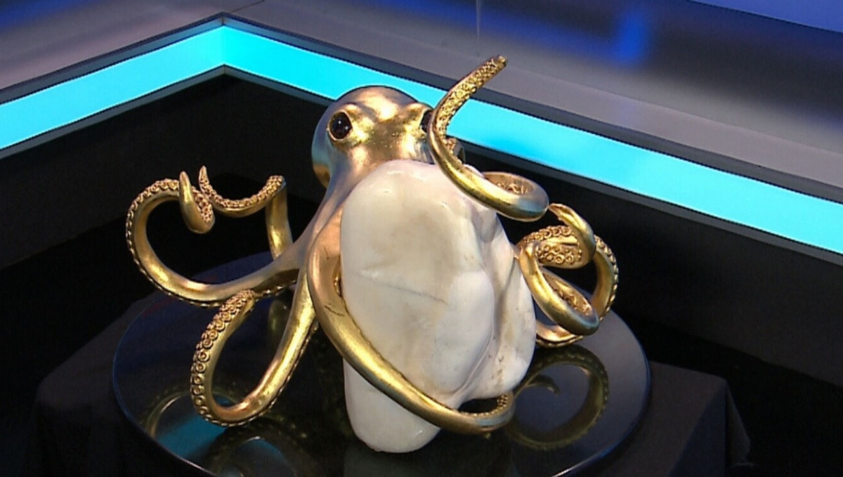 Nhan do thua ke, khong he biet la ngoc trai nang 27 kg cuc quy hiem