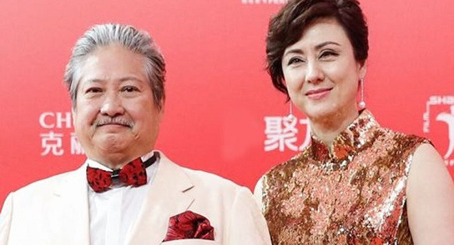 Ve dep nghieng thanh cua my nu khien Hong Kim Bao bo vo-Hinh-3