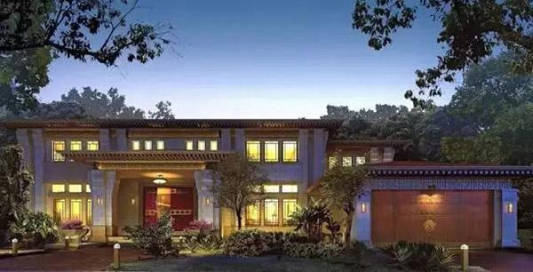 Nơi đây giống như một dinh phủ của quan lại Trung Quốc xưa kia. Các gian nhà, khu đình viện được xây dựng bằng những nguyên liệu tốt nhất. Các sản phẩm điêu khắc, trang trí trong biệt phủ được nhào nặn bởi bàn tay chuyên gia điêu khắc kiến trúc hoàng gia.