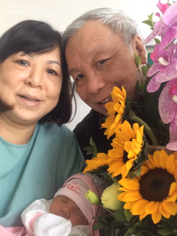 Nhật ký làm bố ở tuổi 62 đẫm nước mắt Nhat ky lam bo o tuoi 62 dam nuoc mat