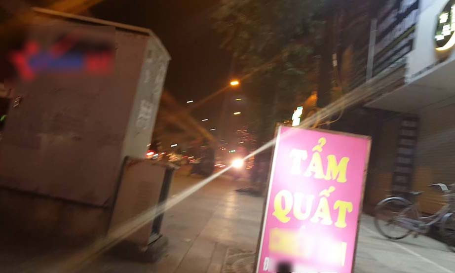 Chuyen luc 0 gio trong quan tam quat tra hinh o Ha Noi