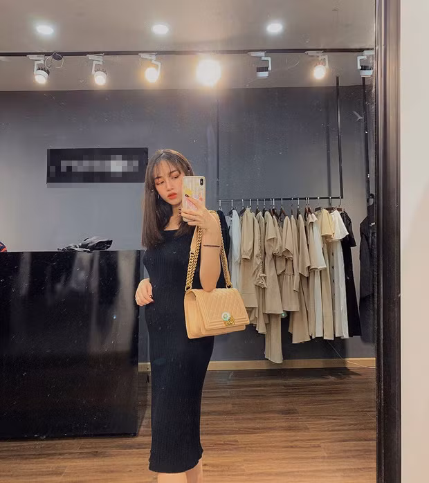 Con gai Minh Nhua to chuc tiec doan gioi tinh thai nhi dac biet