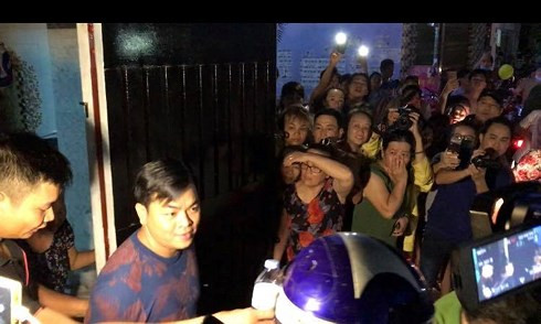 Bat ngo loi ke cua cha ruot ve dai gia Phuc XO