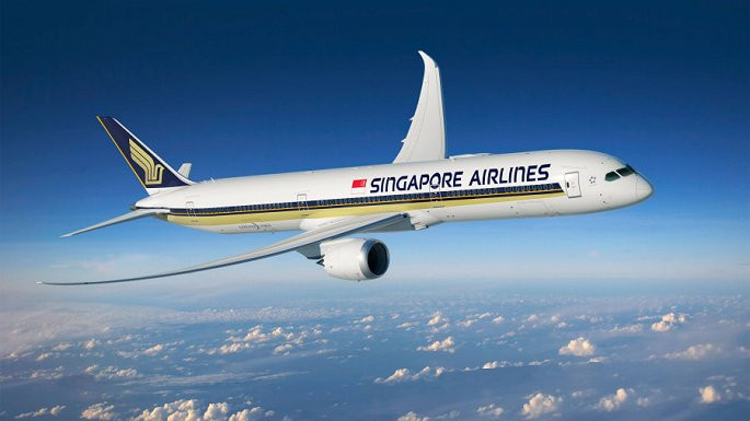 2. Singapore Airlines (Ảnh: CNN) Vị trí thứ 2 trong danh sách thuộc về Singapore Airlines. Trong danh sách trong năm 2019, Singapore Airlines xếp vị trí thứ nhất. Hãng hàng không này cũng giành giải thưởng Hạng tốt nhất cho các dịch vụ xa xỉ của họ.