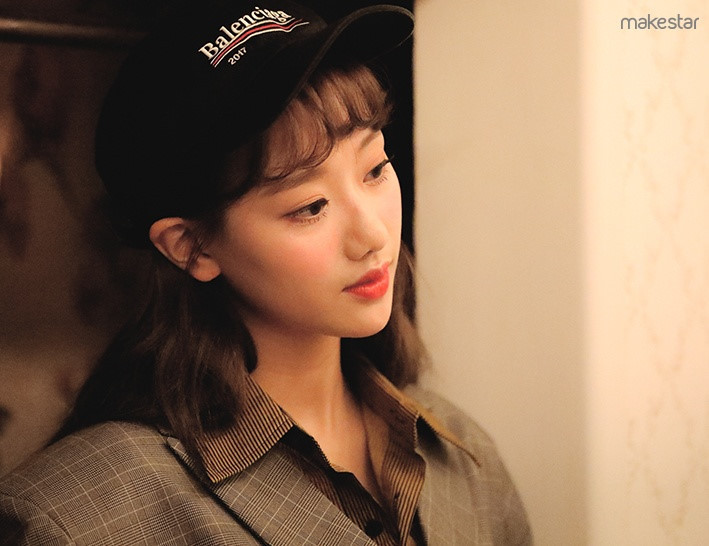 Bộ phim gần đây nhất có sự tham gia của thành viên nhóm April là tác phẩm truyền hình mang tên Extraordinary You. Bộ phim giả tưởng lãng mạn của đài MBC đang nhận được những phản hồi tích cực từ khán giả.