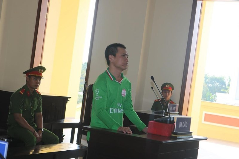 Lanh 7 nam tu vi so mat con ga mai cuoi cung