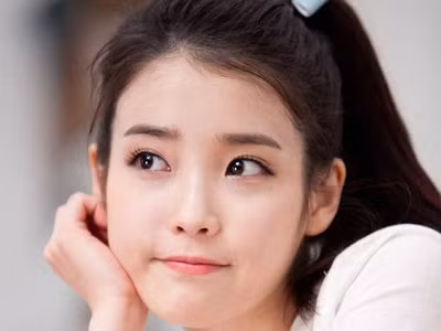 Mặt to mũi nhỏ: Mặt to mũi nhỏ tức tỷ lệ mặt và mũi mất cân bằng, đây không chỉ là tướng khắc mệnh, mà còn là tướng khắc phu. Họ không được lòng Thần Tài, năng lực yếu kém, tính cách nhu nhược, đa nghi, kém hòa đồng, nên không được lòng người khác, thậm chí còn xua đuổi quý nhân.