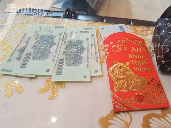 Sep “nha nguoi ta” tung chieu li xi “doc” khien ai cung thich thu