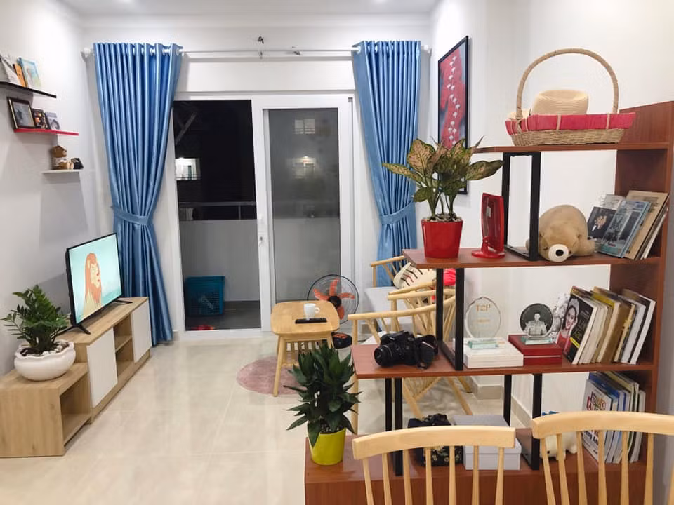 24 tuoi co gi trong tay: Mot can nha rieng giua Sai Gon dong duc-Hinh-3