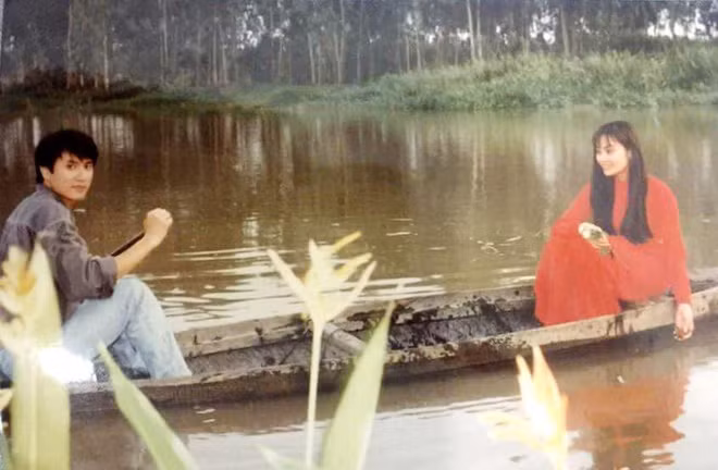 Hanh Thuy: Ngheo qua, kho qua nen nghi bay, tinh di lam gai bia om-Hinh-2