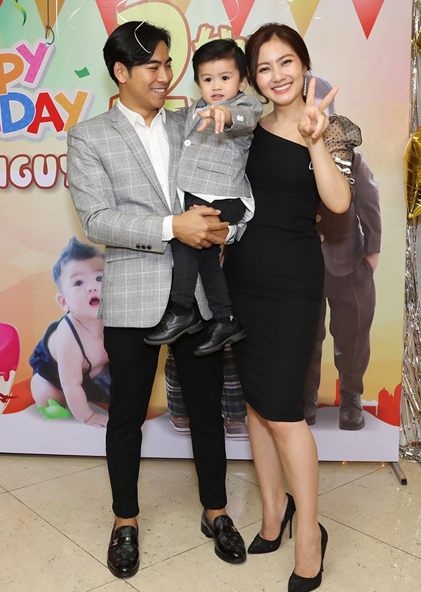 Ngoc Lan chu dong 'cam cua' chong, muon co con nhung khong muon ket hon