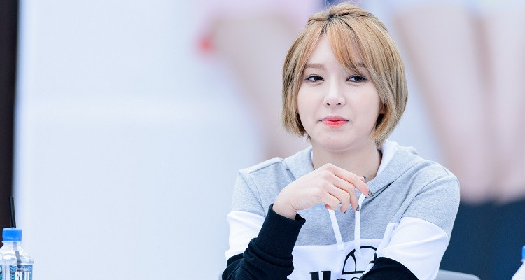 7 nu than tuong K-Pop tu bo su nghiep de song doi vo lo-Hinh-2