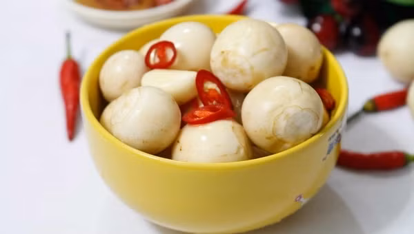 Loai qua nguoi Viet cho la doc nhung lai la than duoc ben Nhat