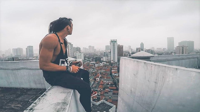 9X nhay qua hai noc nha cao 18 tang: '5 nam kinh nghiem moi dam lam'-Hinh-3