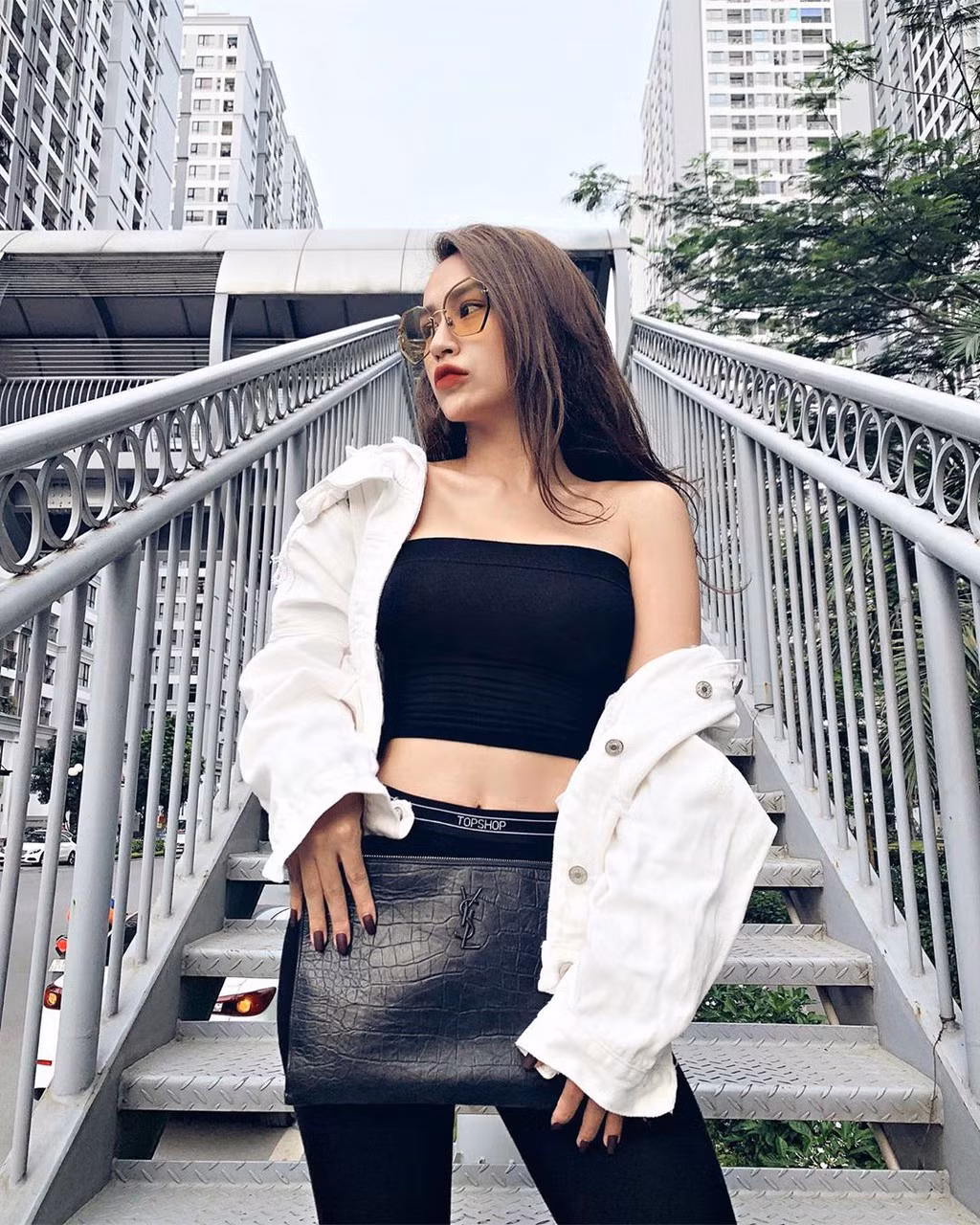 3 hot girl lam me don than o nguong 25