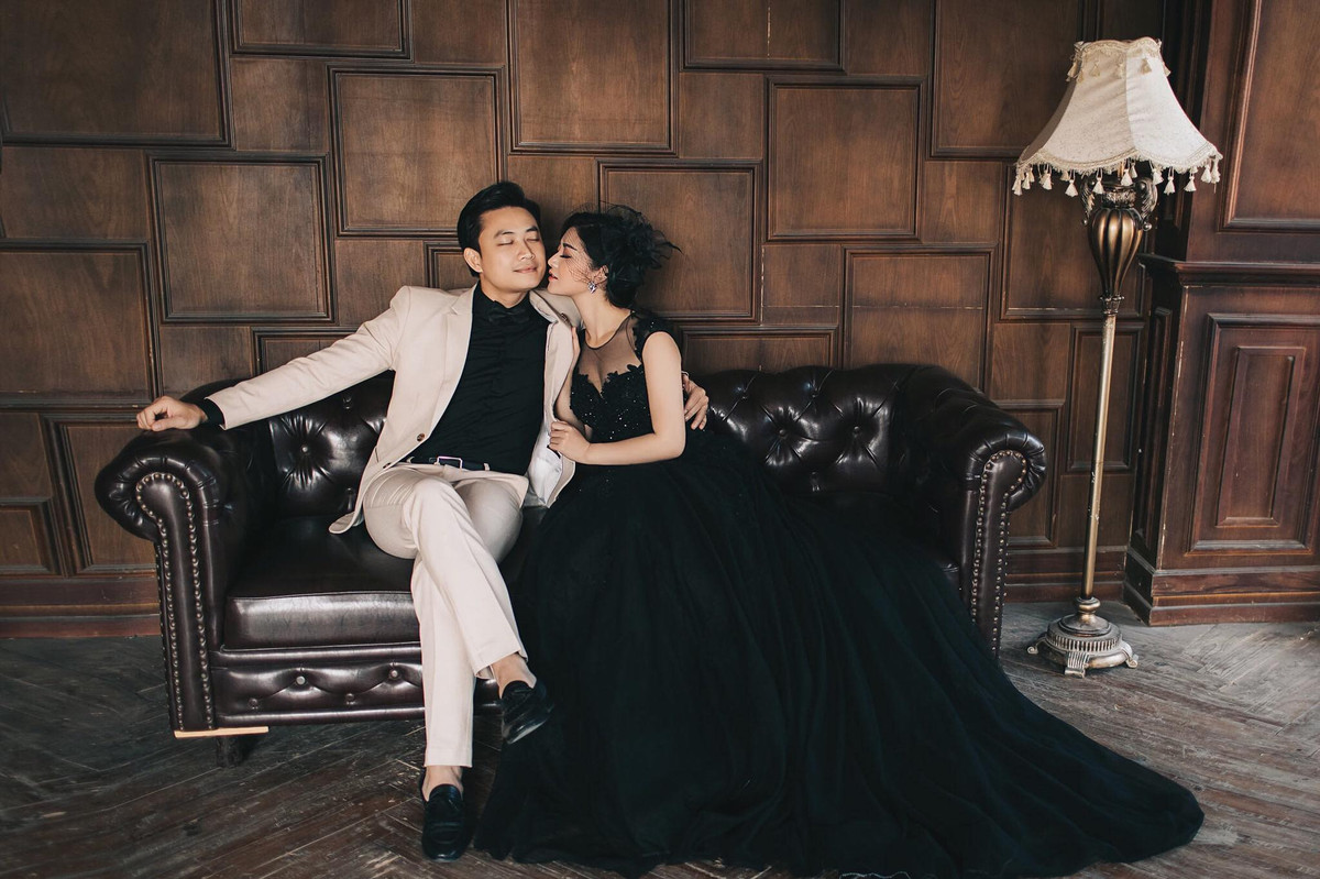 Hiện tại, Tiến Lộc cũng đã có cuộc sống mới với cuộc hôn nhân thứ 2 cùng bà xã được nhận xét có nhan sắc hot girl. Cặp đôi kết hôn vào cuối năm 2018 với sự ủng hộ và lời chúc phúc từ công chúng lẫn bạn bè đồng nghiệp.