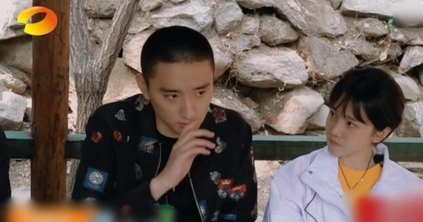 Tai tu TQ khoc khi phai di ban ruou sau 