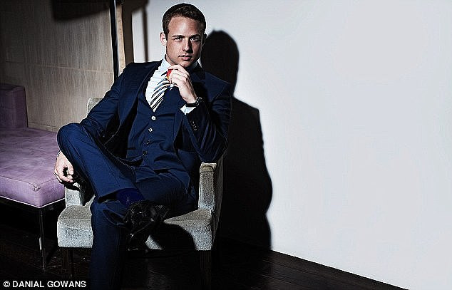 Trai bao ban dam hon 100 trieu/dem ven man bi mat