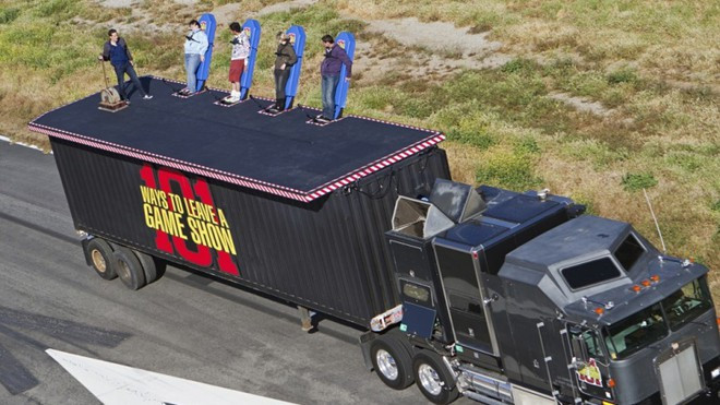 101 Ways to Leave a Gameshow (2010-2010): 101 Ways to Leave a Game show (tạm dịch: 101 cách để rời khỏi game show) được đánh giá là một trong những chương trình truyền hình đáng sợ nhất tại Anh. Mỗi số gồm 8 thí sinh trả lời các câu hỏi kiến thức, giành giải thưởng có giá trị 10.000 bảng Anh.